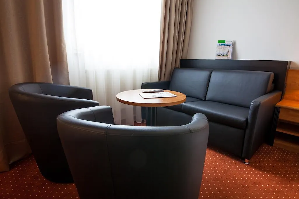 NOVINA HOTEL Südwestpark Núremberg