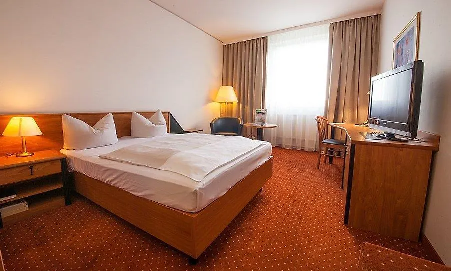 NOVINA HOTEL Südwestpark Núremberg